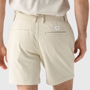 Katin Men’s Kenneth Short - New without Tags! Size 32